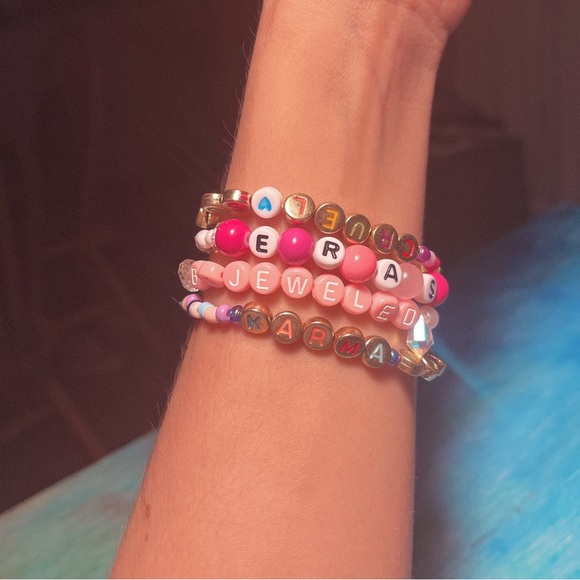 Set of 4 Taylor Swift Eras Tour Bracelets (+ Cruel Summer) - Picture 3 of 3